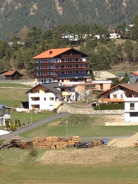 Hotel Erika Arzl im Pitztal Zewnętrze zdjęcie